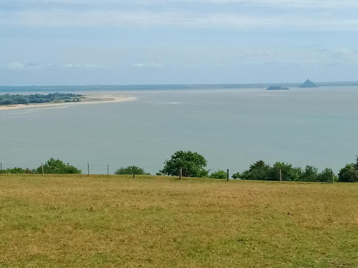 Gite Les Trefles Proche De La Plage En Baie Du Mont St Michel Carolles Esterno foto